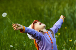 happy-child-field